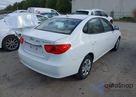 2010 Hyundai Elantra Gls z USA, uszkodzony, nr VIN KMHDU4AD9AU187114
